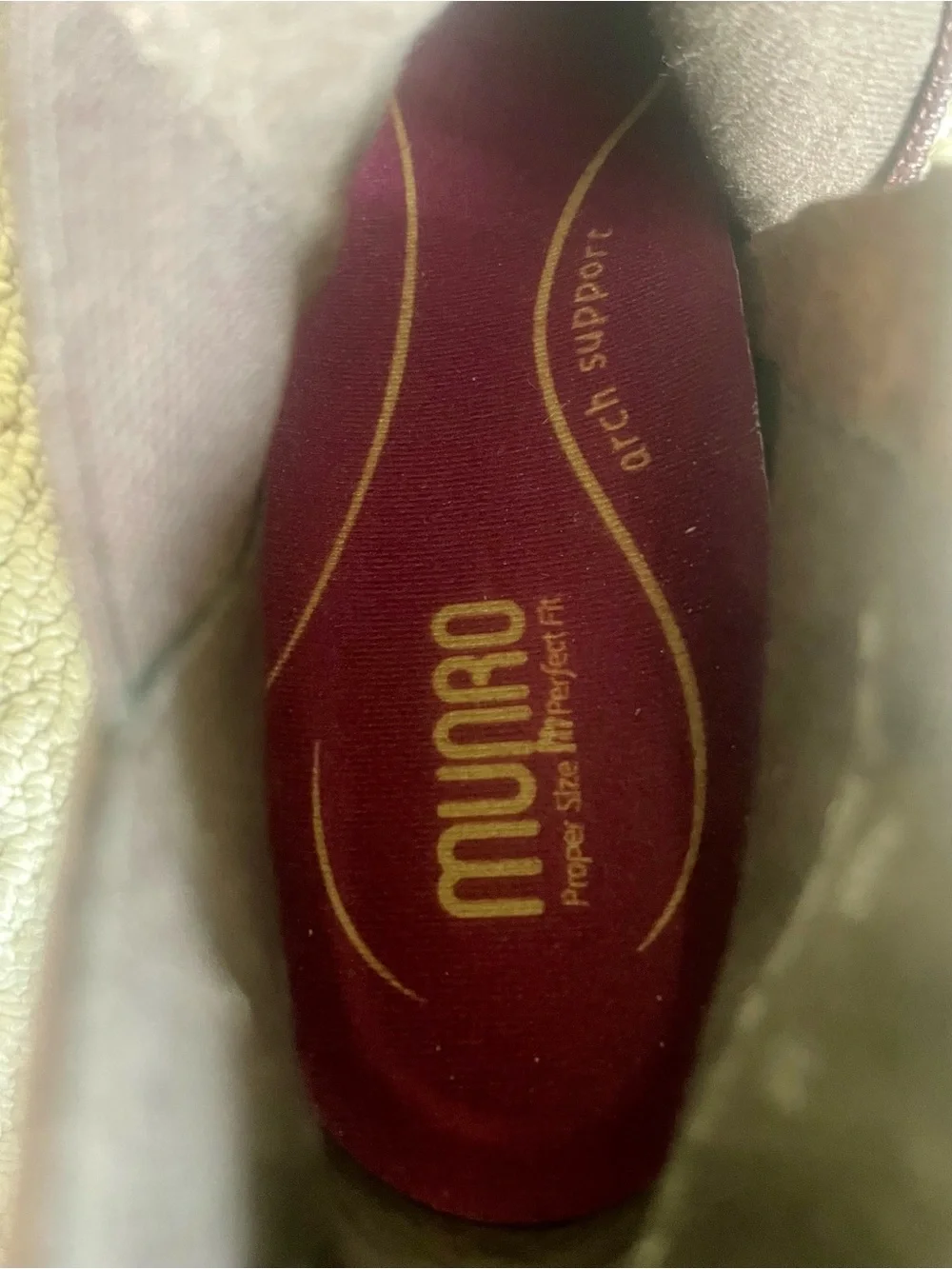 Munro Brown Leather Ankle Booties